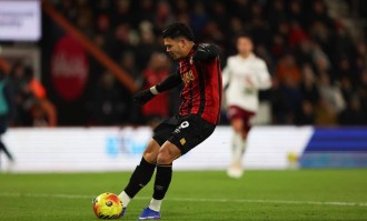 不离队！阿森纳与恩瓦内里携手共进，留队成长更为关键