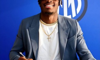 冬窗潜在转会11人盘点：巴萨门将国米后卫入选，英超火爆边锋在列